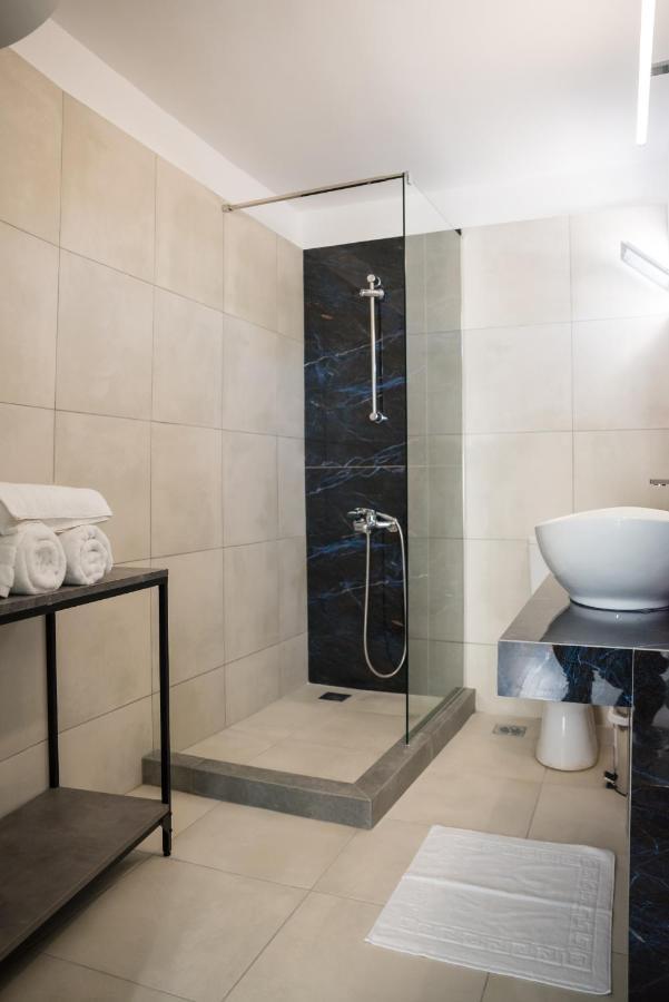 3c's South @delta: Snfcc / Faliro Seaview Penthouse Apartment