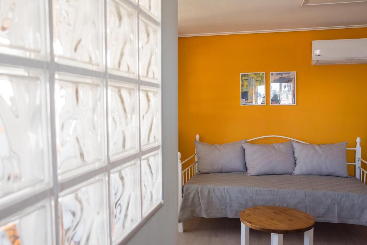 3c's South @delta: Snfcc / Faliro Seaview Penthouse Apartment